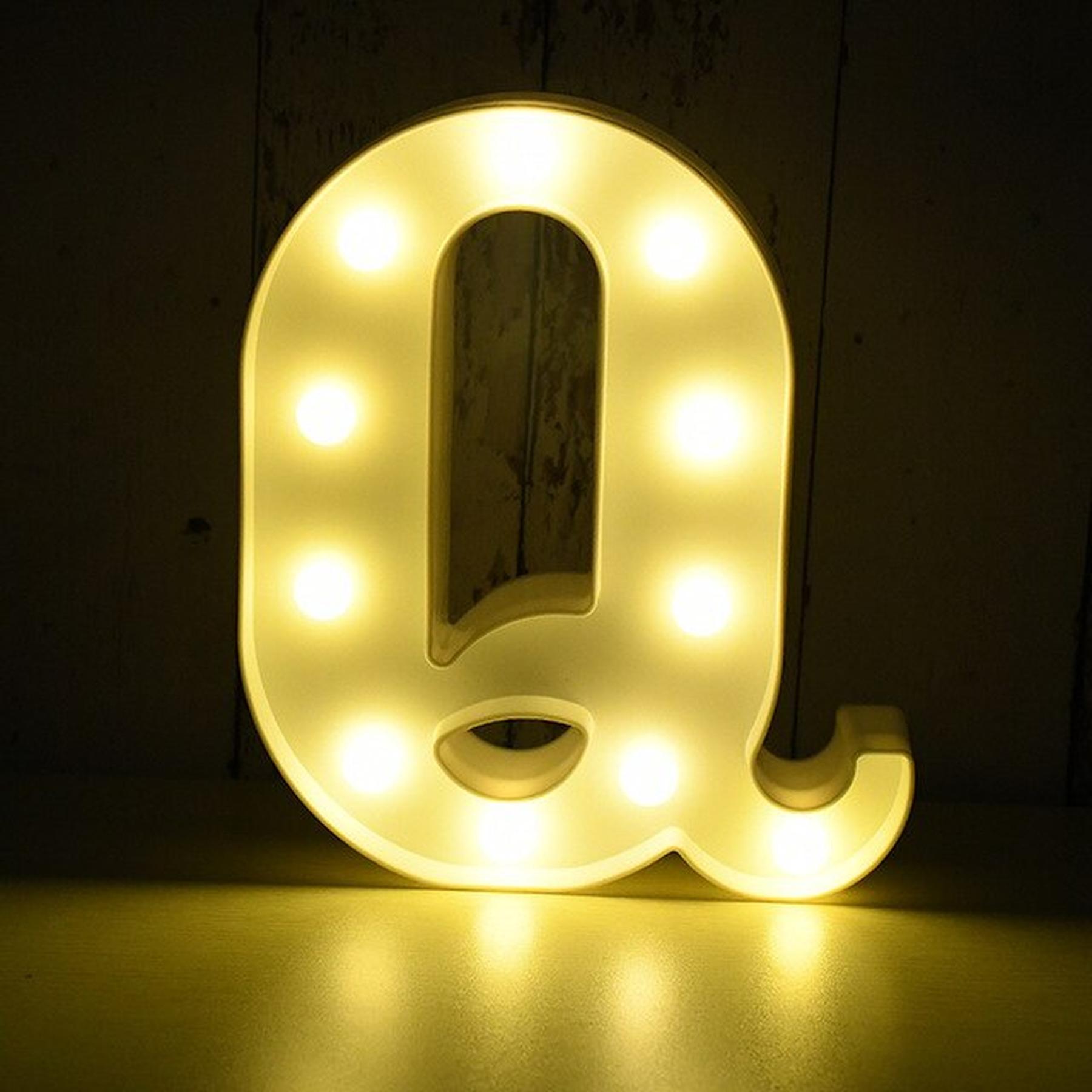 LED Buchstabe - Weiß - 22 cm - Q