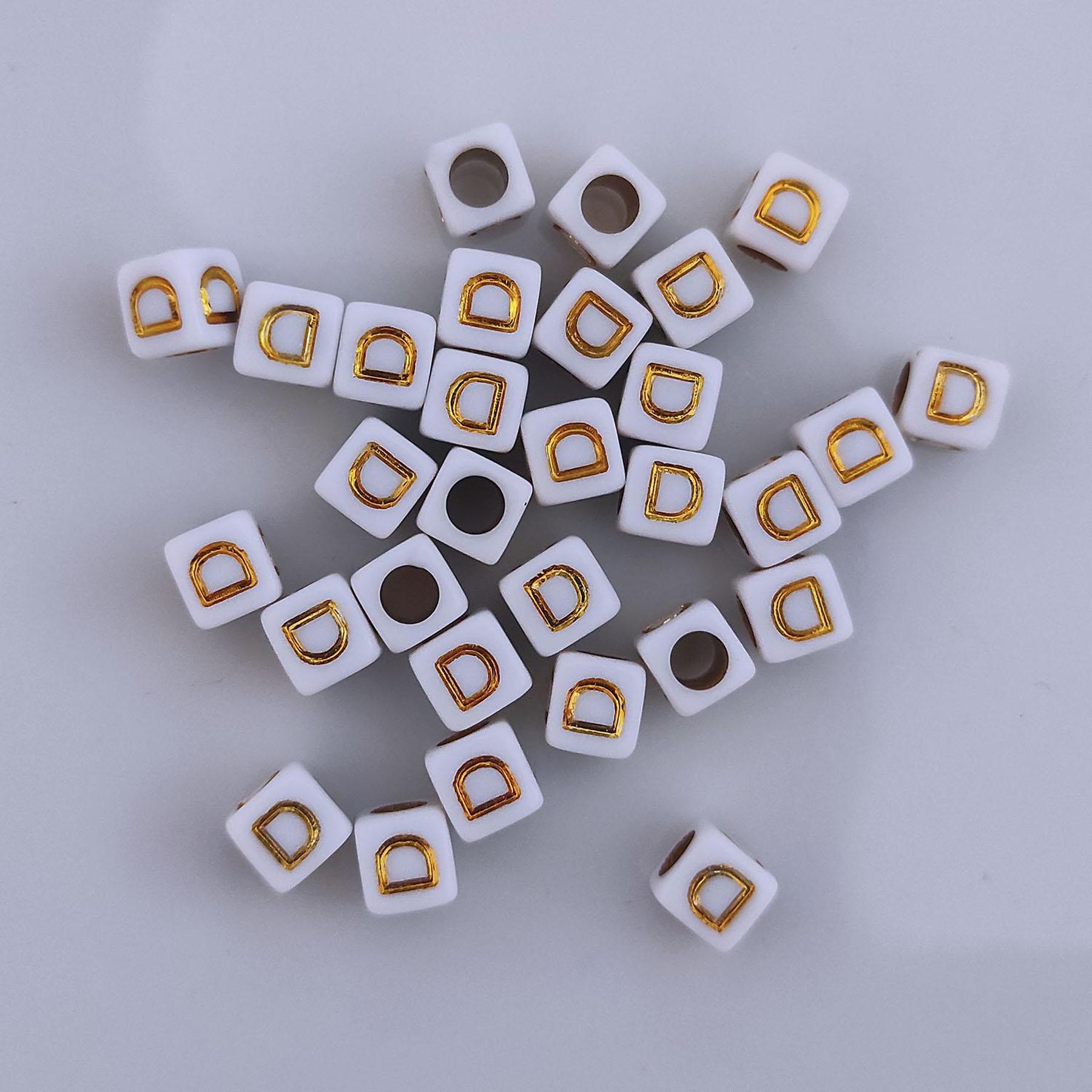 Buchstaben Perlen, 30 Stück, 6x6 mm, weiß mit gold, eckig, Buchstabe D